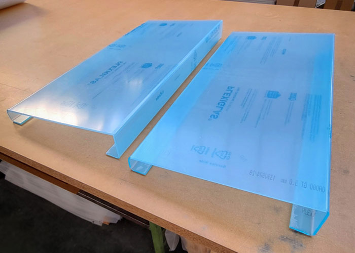 Abdeckung für einen Kellerschacht aus Plexiglas®