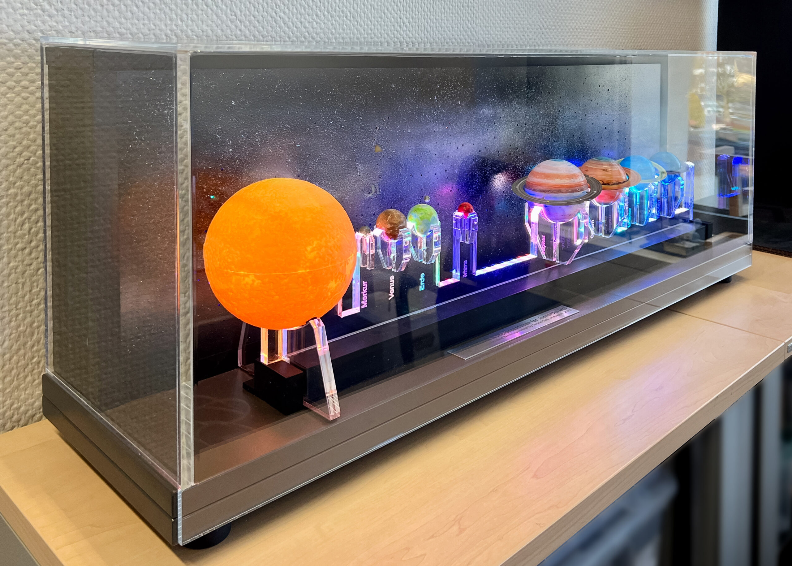 Fertige Plexiglas®Haube im Einsatz